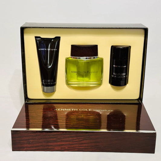 Signature Men 3-PC Gift Set by Kenneth Cole Eau de Toilette