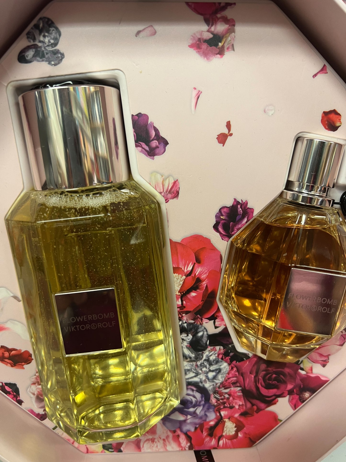 Flowerbomb 2-Piece Women Set by Victor & Rolf eau de Parfum - PERFUME BOUTIQUE